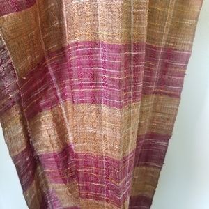 💗Shinatra Handwoven Golden red Silk Scarf